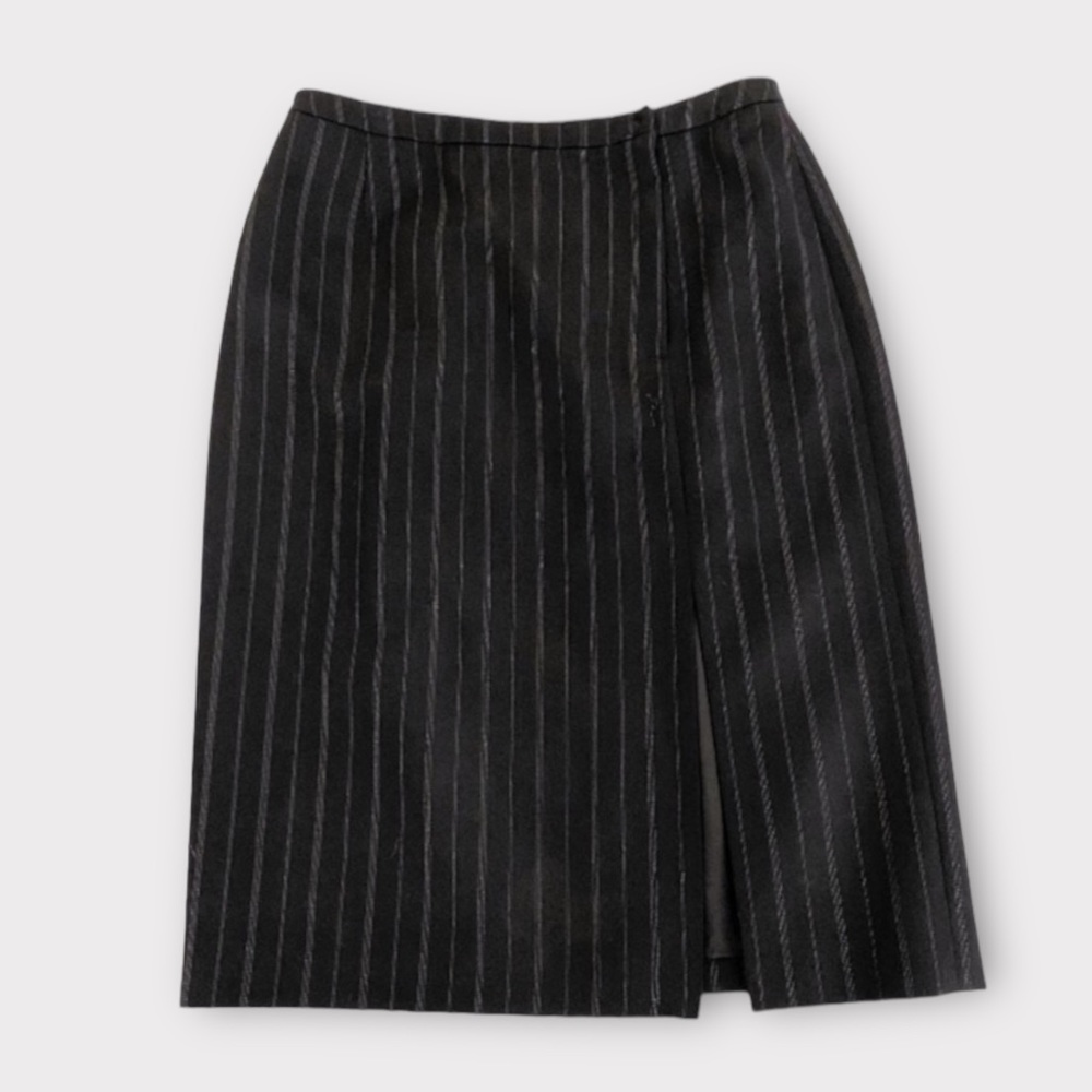 Armani Collezioni Women’s Pencil Skirt Size 6 Pinstripe Virgin Wool Blend Luxury